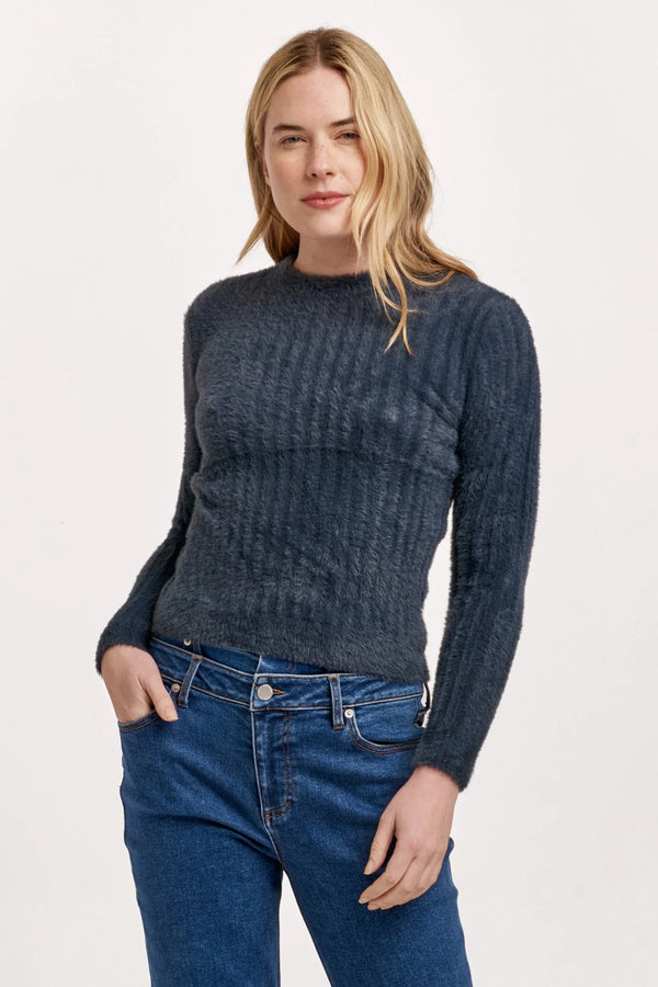 dear John Carrey crewneck fitted sweater