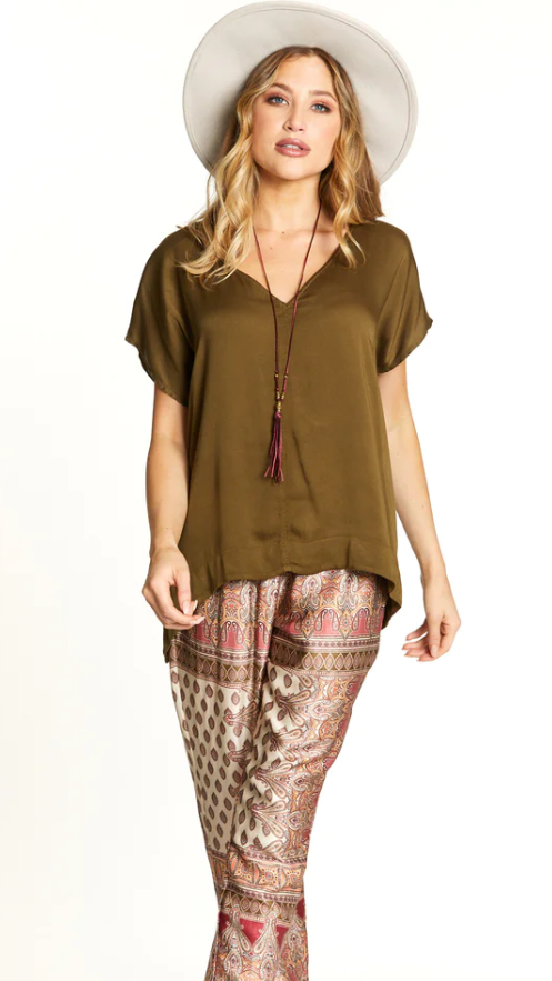 river and sky downtown tee adventurer olive green